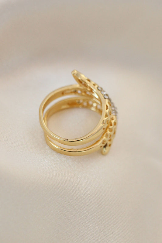 BYK2040 - Ayarlamalı Altın Renk Metal Zirkon Taşlı Yüzük