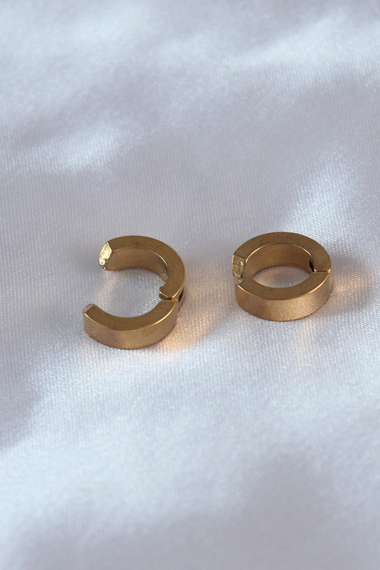 EKP278 - 316L Çelik Gold Renk Sıkıştırmalı Erkek Küpe