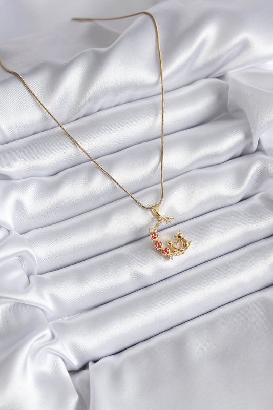 BKO8140 - 316L Çelik Gold Renk Hilal Kedi Model Zirkon Taşlı Detay Kadın Kolye