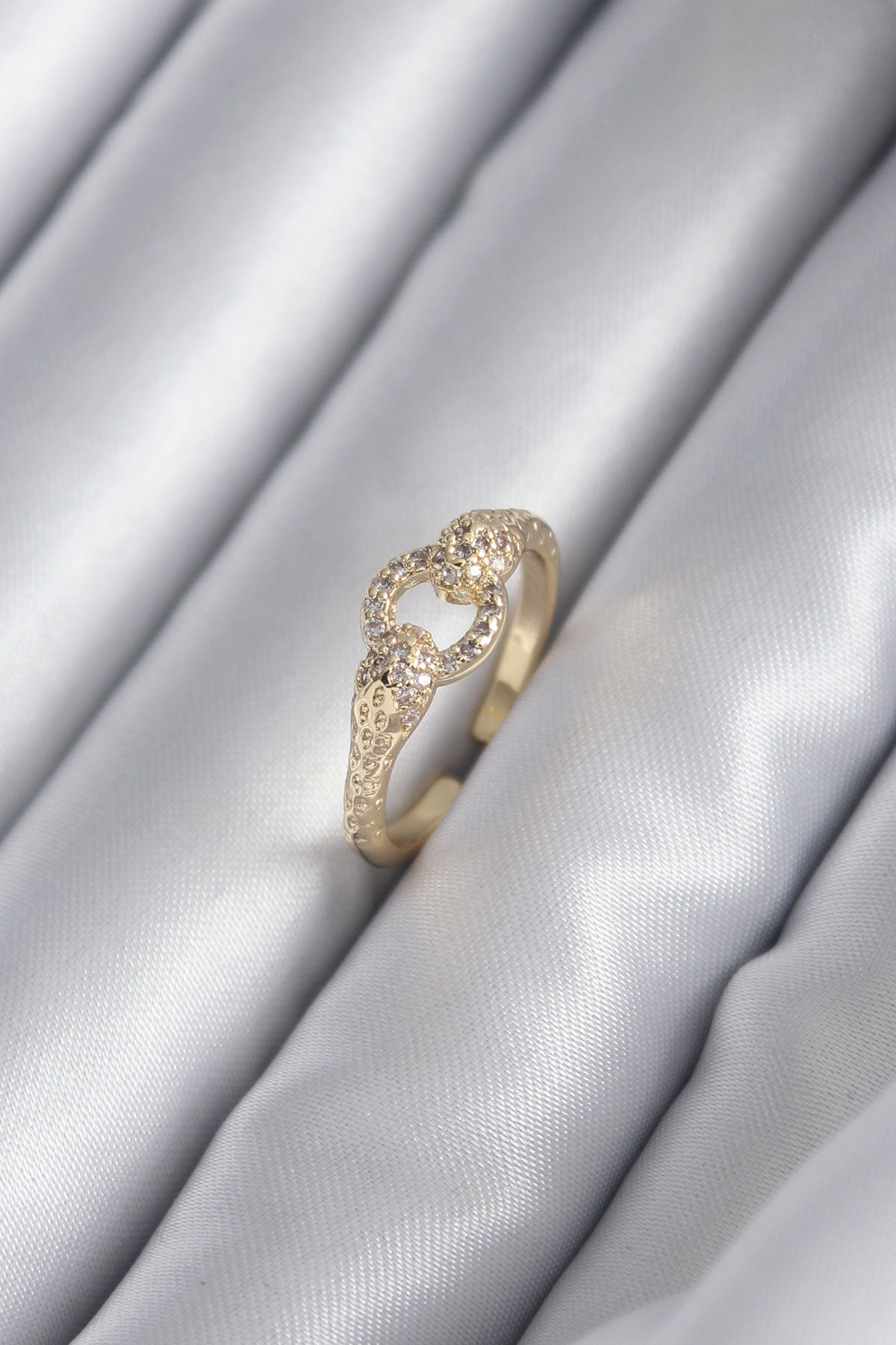 BYK2923 - Pirinç Gold Renk Zirkon Taşlı Yılan Model Kadın Yüzük