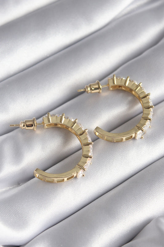 BKP8609 - Pirinç Gold Renk Zirkon Taşlı Halka Model Kadın Küpe