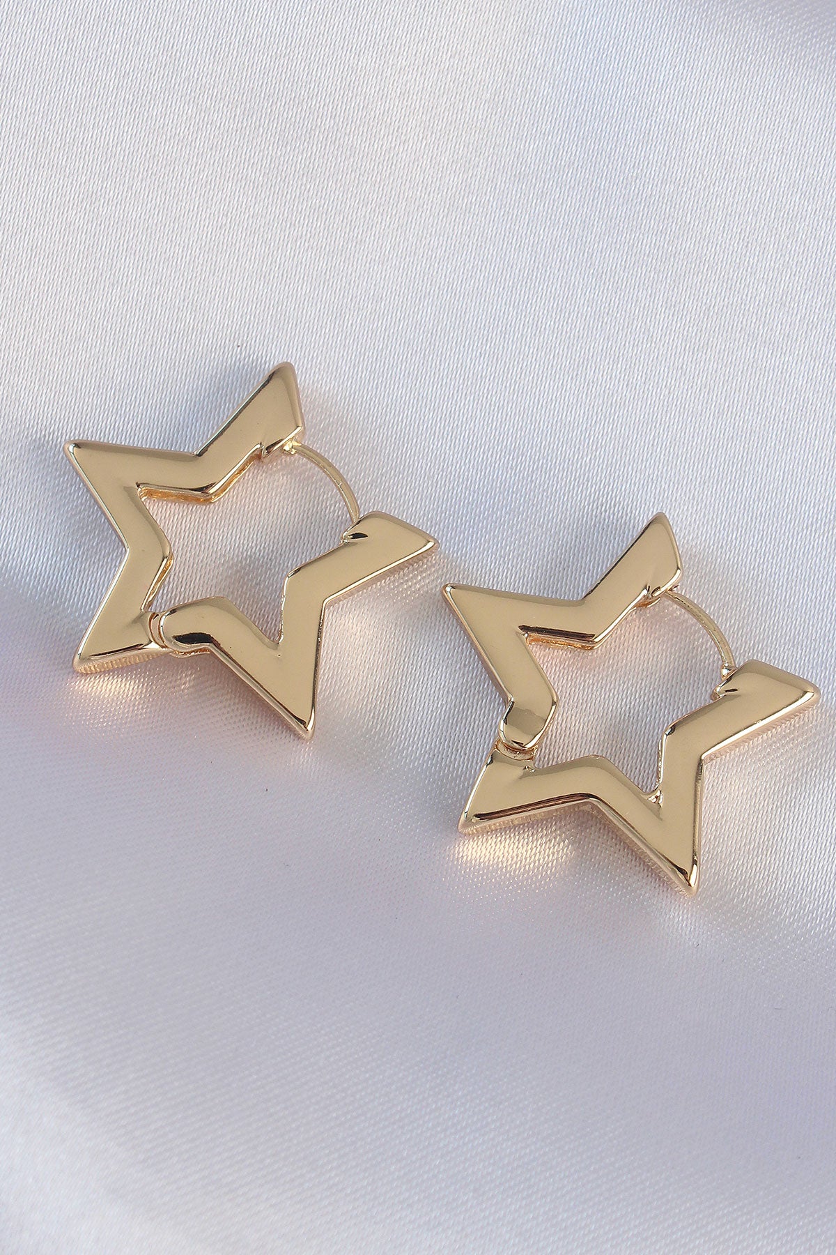 Pirinç Gold Renk Yıldız Küpe - BKP8982