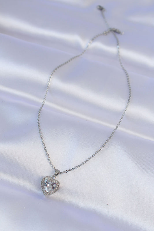 BKO8744 - 316L Çelik Zincir Gümüş Renk Zirkon Taşlı Charm Kalp Kolye