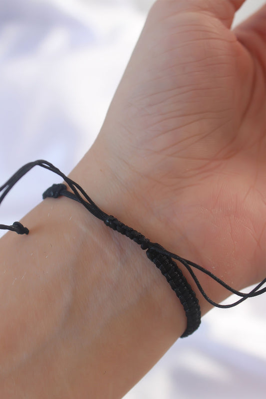 BB6214 - Gold Renk Zirkon Taşlı Taç Figür Makrome Bileklik