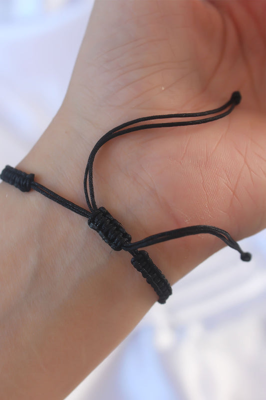 BB6215 - Gümüş Renk Zirkon Taşlı Taç Figür Makrome Bileklik