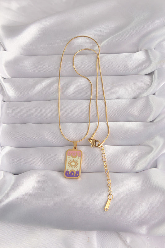 BKO9032 - 316L Çelik Gold Renk Karışık Mineli Ay Figür Tarot Kolye