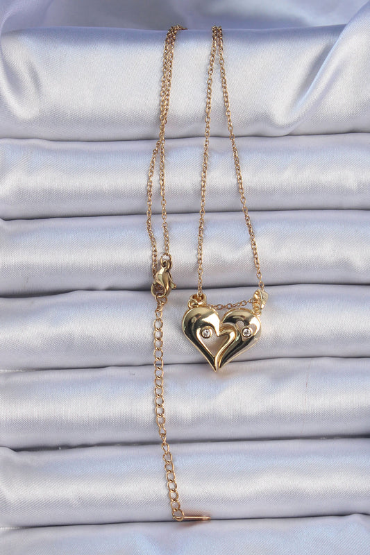 BKO9081 - 316L Çelik Zincir Altın Renk Zirkon Taşlı Mıknatıslı Kalp Kolye