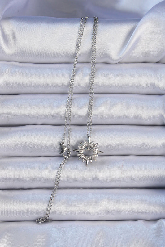 BKO9084 - 316L Çelik Zincir Gümüş Renk Zirkon Taşlı Parlayan Yıldız Kolye