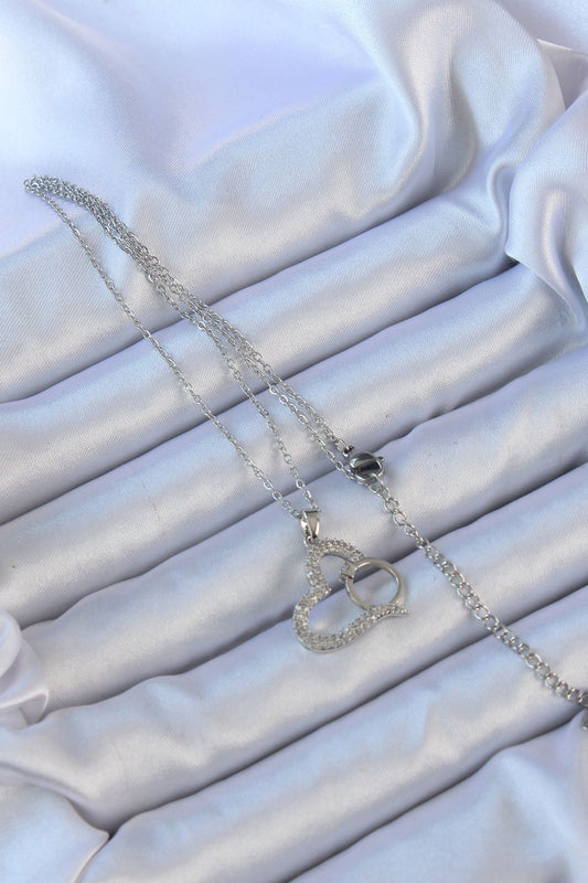 BKO9146 - 316L Çelik Zincir Gümüş Renk Zirkon Taşlı Yüzüklü Kalp Kolye