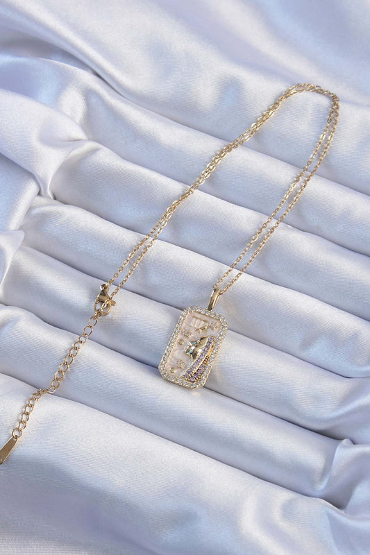 BKO9241 - 316L Çelik Zincir Altın Renk Zirkon Taşlı Yüz Figürlü Tarot Kolye