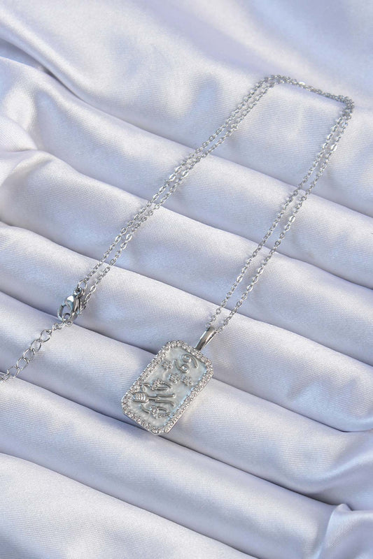 BKO9242 - 316L Çelik Zincir Gümüş Renk Zirkon Taşlı Çerçeveli Tarot Kolye