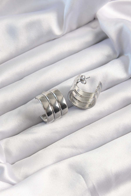 BKP9490 - 316L Çelik Gümüş Renk 3lü Görünüm Bombe Model Yarım Halka Küpe