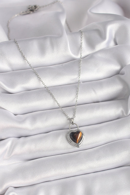 BKO9495 - 316L Çelik Gümüş Renk Zincir Kilit Kalp Kehribar Boncuk Model Kadın Kolye