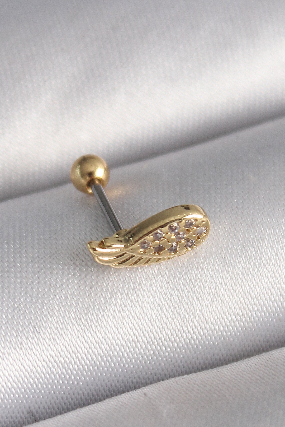 PR1268 - 316L Çelik Gold Renk Zirkon Taşlı Kanat Tragus Piercing