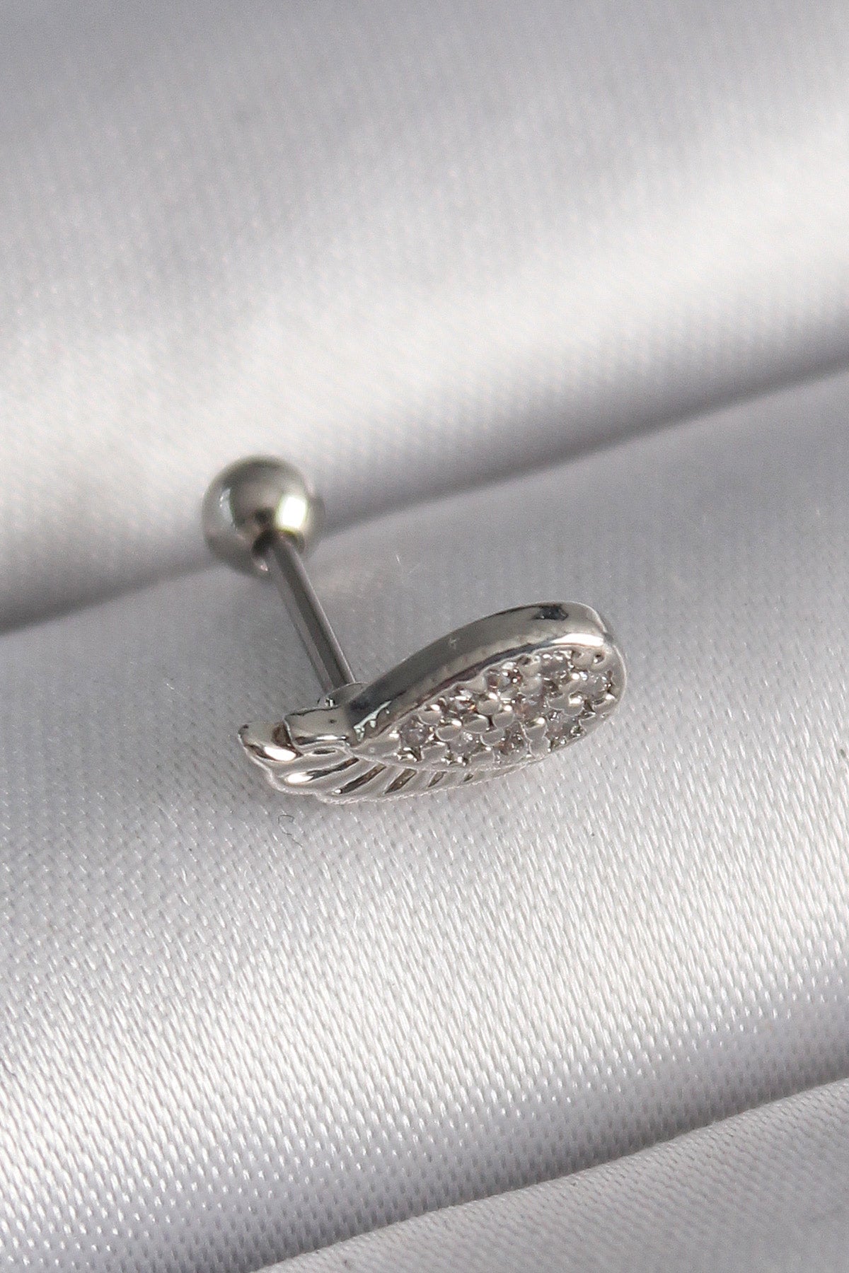 PR1269 - 316L Çelik Gümüş Renk Zirkon Taşlı Kanat Tragus Piercing