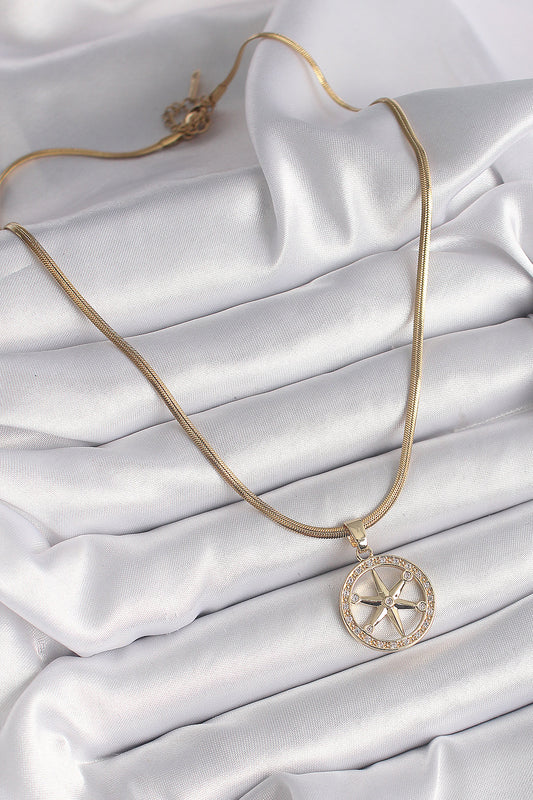 BKO9595 - 316L Çelik Gold Renk İtalyan Zincir Zirkon Taşlı Kutup Yıldız Model Kadın Kolye