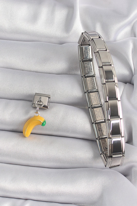 BC1167 - 316L Çelik Gümüş Renk Sallantı Muz Model Nomination Charm