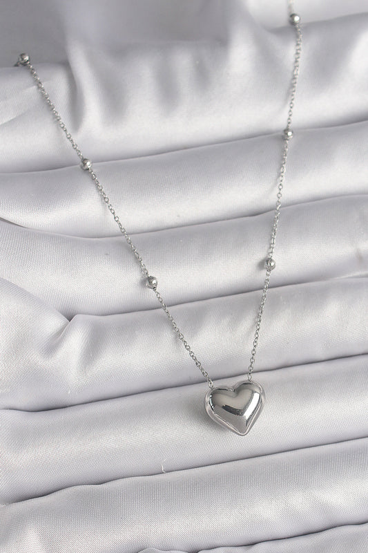 BKO9773 - 316L Çelik Gümüş Renk Topçuk Detay Zincir Kalp Model Kadın Kolye