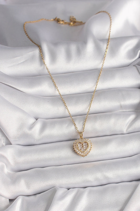 BKO9786 - 316L Çelik Gold Renk Zincir Zirkon Taşlı Kalp Model Kadın Kolye