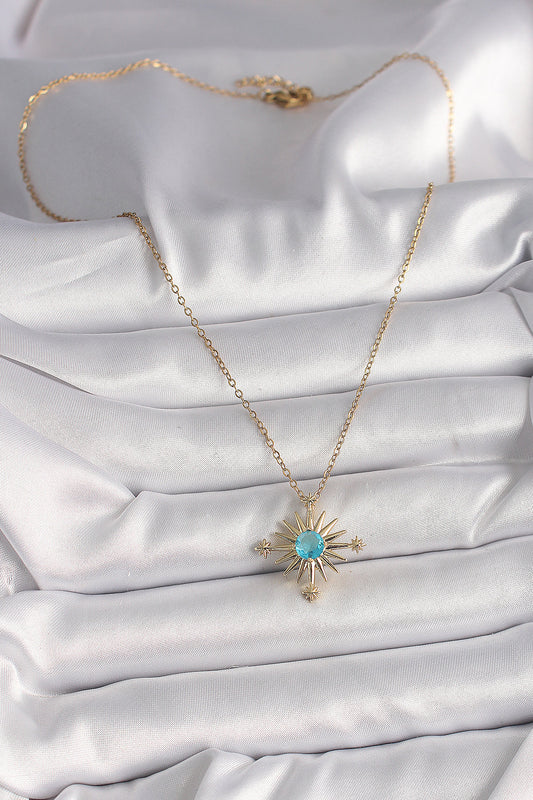 BKO9806 - 316L Çelik Gold Renk Zincir Mavi Taş Detaylı Kuzey Yıldız Model Kadın Kolye