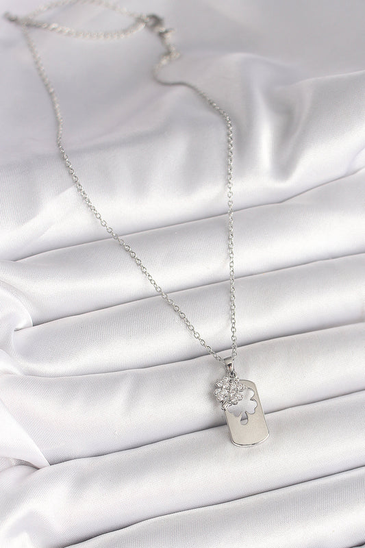 BKO9955 - 316L Çelik Gümüş Renk Zincir Zirkon Taşlı Yonca Model Kadın Kolye