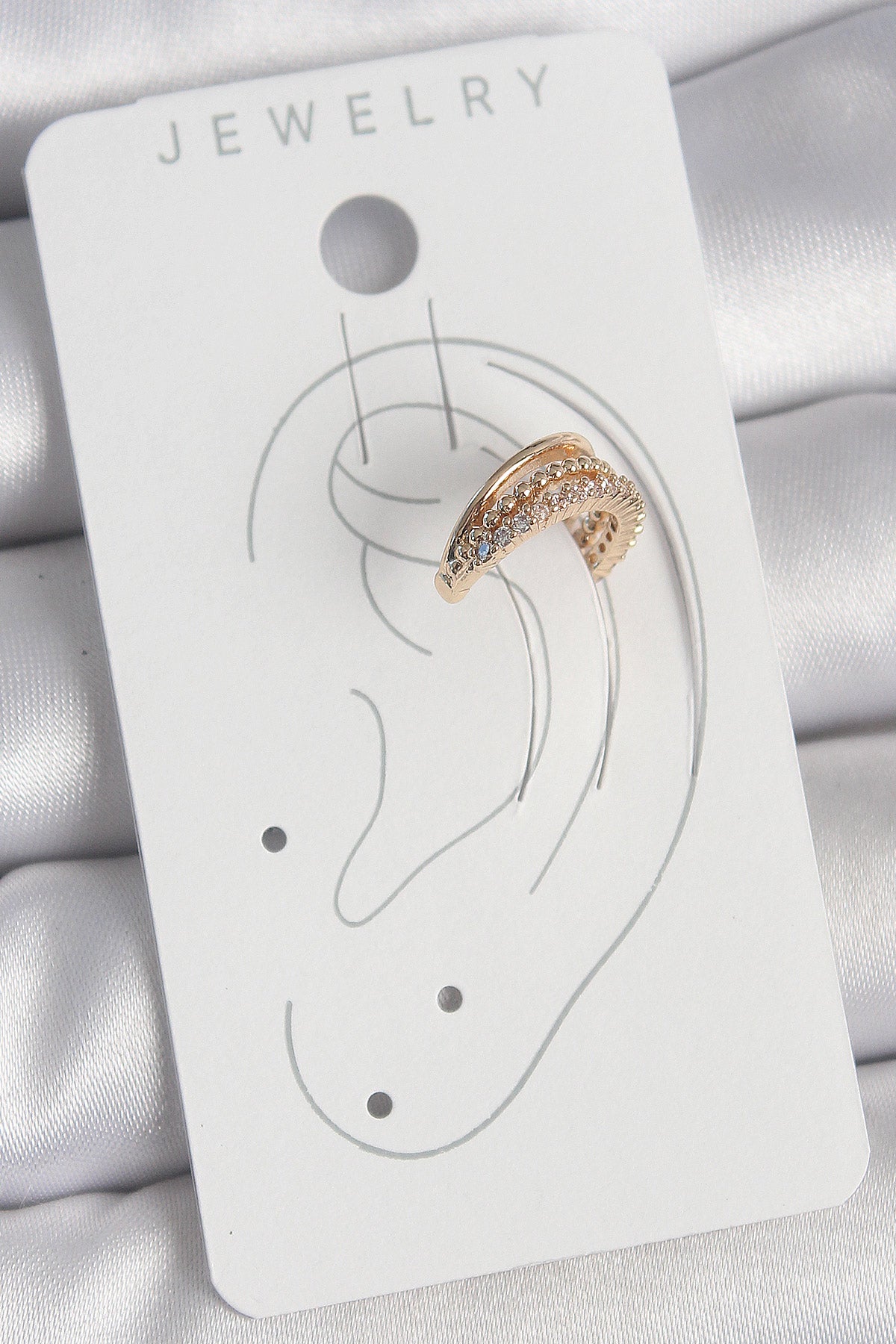 BKP10581 - Pirinç Gold Renk Zirkon Taşlı 3'Lü Sıralı Model Kadın Kıkırdak Küpe