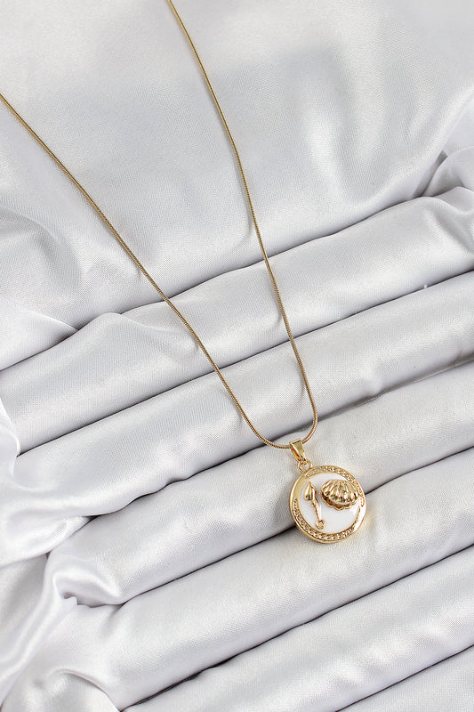 BKO10267 - 316L Çelik Zincir Beyaz Mineli Sanatsal Portre İstiridye Model Gold Renk Kadın Kolye