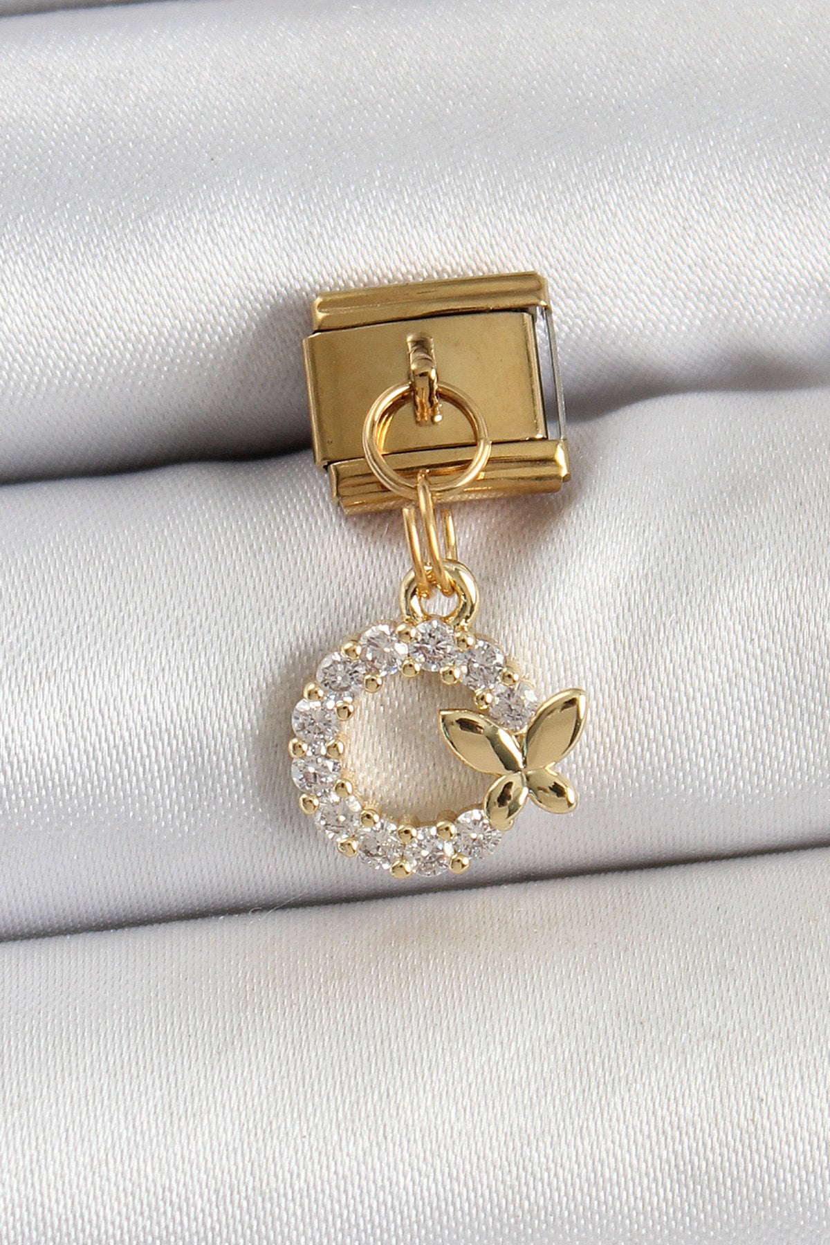 BC1440 - 316L Çelik Sallantılı Zirkon Taşlı Kelebek Detaylı Halka Model Gold Renk Nomination Charm