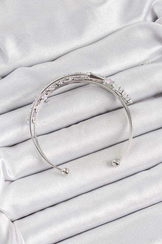 BB7064 - Pirinç Gümüş Renk Arpa Zirkon Taşlı Kadın Bileklik