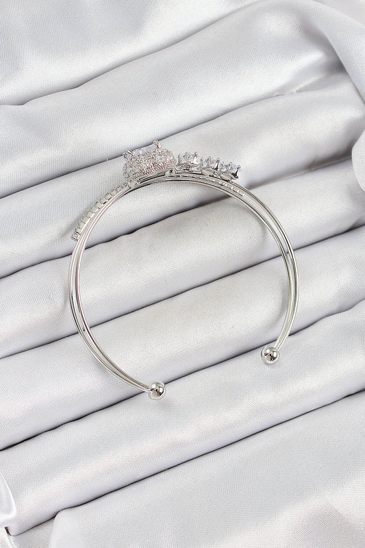 BB7065 - Pirinç Gümüş Renk Kalpli Zirkon Taşlı Kadın Bileklik