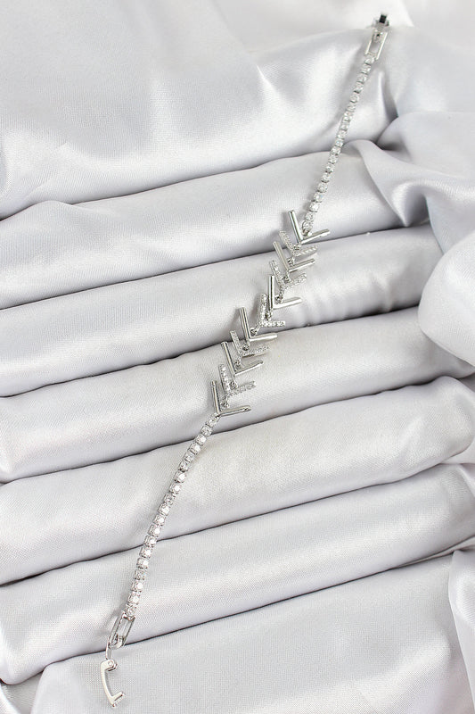 BB7069 - Pirinç Gümüş Renk Zirkon Taşlı Balık Sırtı Kadın Bileklik