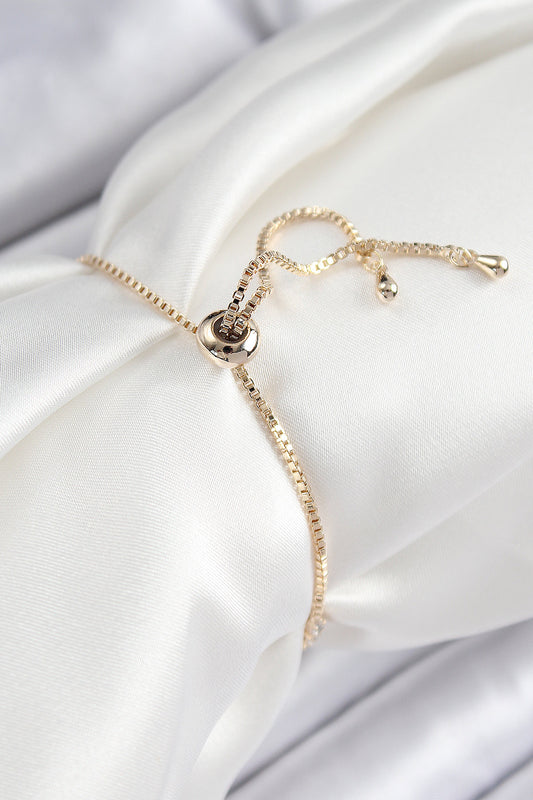 BB7466 - Pirinç Zirkon Taşlı Kutup Yıldızı Model Gold Renk Asansörlü Kadın Bileklik