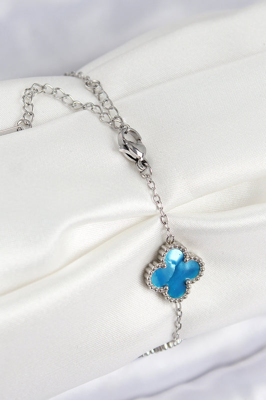 BB7667 - 316L Çelik Sedefli Gökyüzü Mavisi Gümüş Renk Yonca Kadın Bileklik