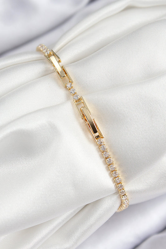 BB7687 - Pirinç Zirkon Taşlı Pembe Kalp Model Gold Renk Kadın Bileklik