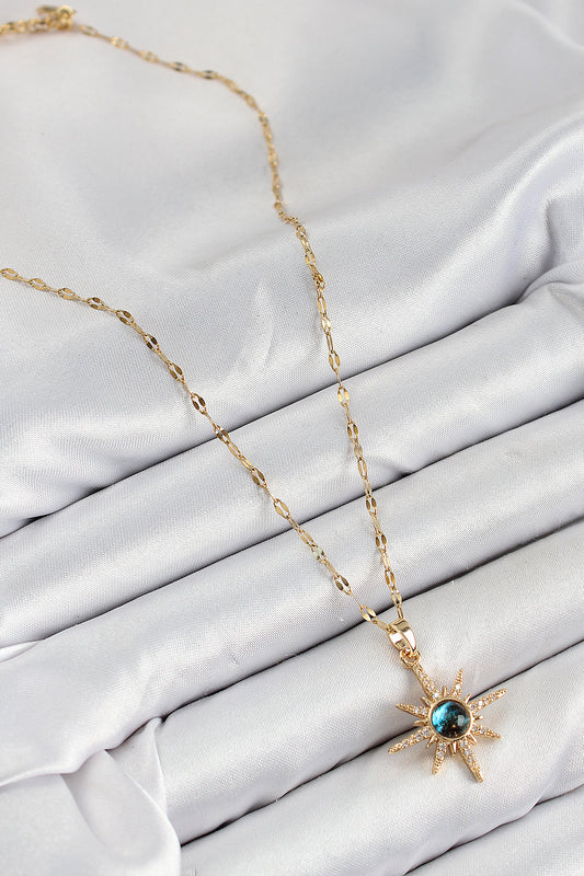 BKO10444 - 316L Çelik Zirkon Taşlı Kutup Yıldızı Model Gold Renk Kadın Kolye