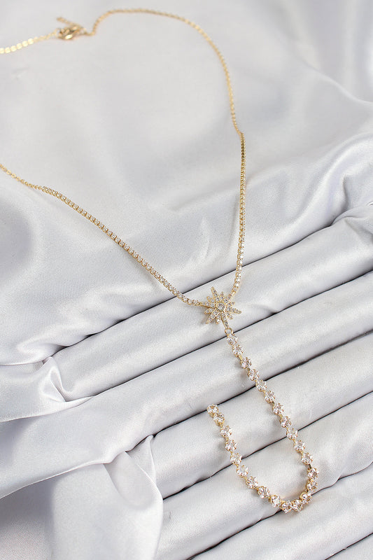 BKO10448 - Pirinç Zirkon Taşlı Kutup Yıldızı Model Gümüş Renk Y Kolye