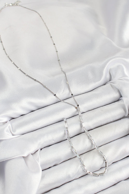 BKO10451 - Pirinç Zirkon Taşlı Model Gümüş Renk Y Kolye