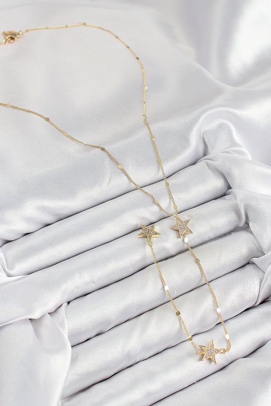 BKO10454 - Pirinç Zirkon Taşlı Yıldız Model Gold Renk Y Kolye