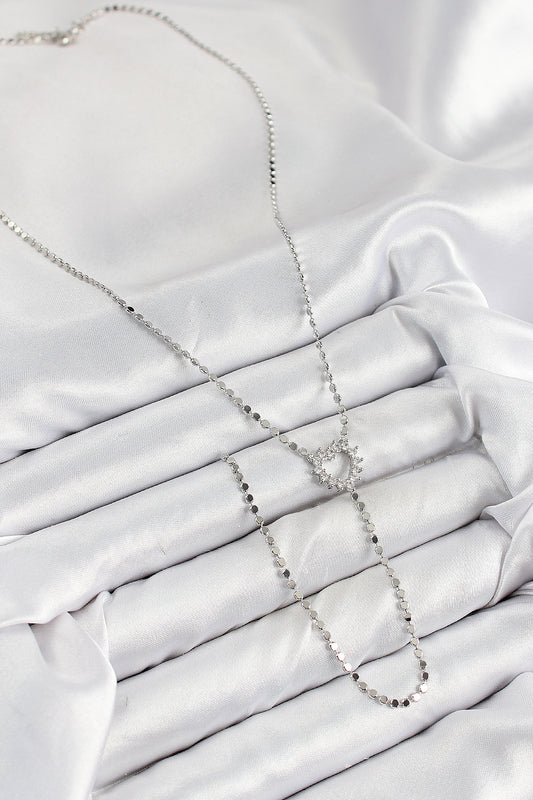 BKO10460 - Pirinç Zirkon Taşlı Ezme Zincirli Kalp Model Gümüş Renk Y Kolye