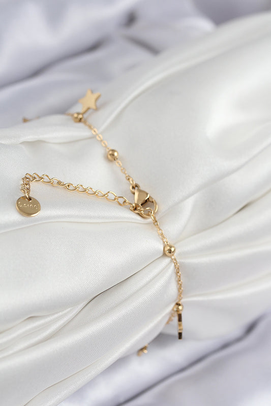 BB7824 - 316L Çelik Sıralı Yonca Model Gold Renk Kadın Bileklik