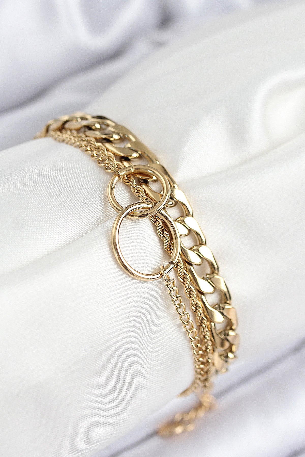 316L Çelik Çoklu Görünüm Geçmeli Halka Model Gold Renk Kadın Bileklik - BB7836