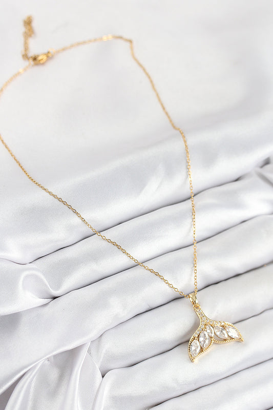 BKO10511 - 316L Çelik Zirkon Taşlı Balık Kuyruğu Model Gold Renk Kadın Kolye