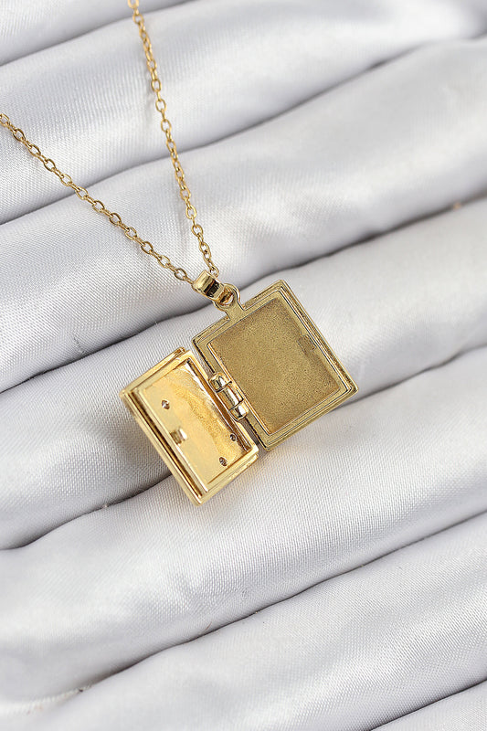 BKO10515 - 316L Çelik Zirkon Taşlı Açılabilr Kapaklı Kitap Model Gold Renk Kadın Kolye