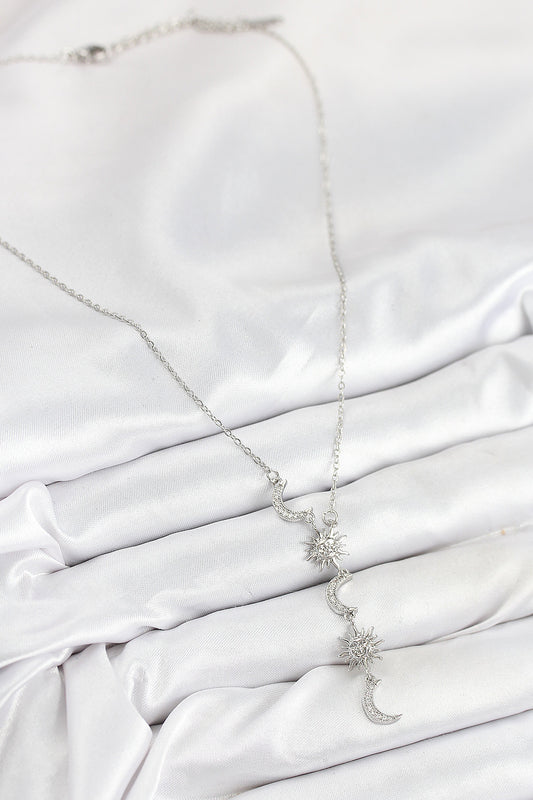 BKO10549 - 316L Çelik Zirkon Taşlı Güneş Ve Ay Model Gümüş Renk Kadın Kolye