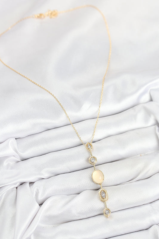 BKO10555 - Pirinç Zincir Sarı Gold Renk Zirkon Taşlı Y Kolye