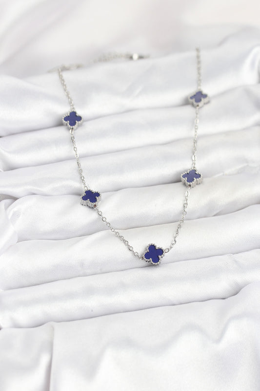 BKO10574 - 316L Çelik Zincir Gümüş Renk Lacivert Baby Boy Yonca Kadın Kolye