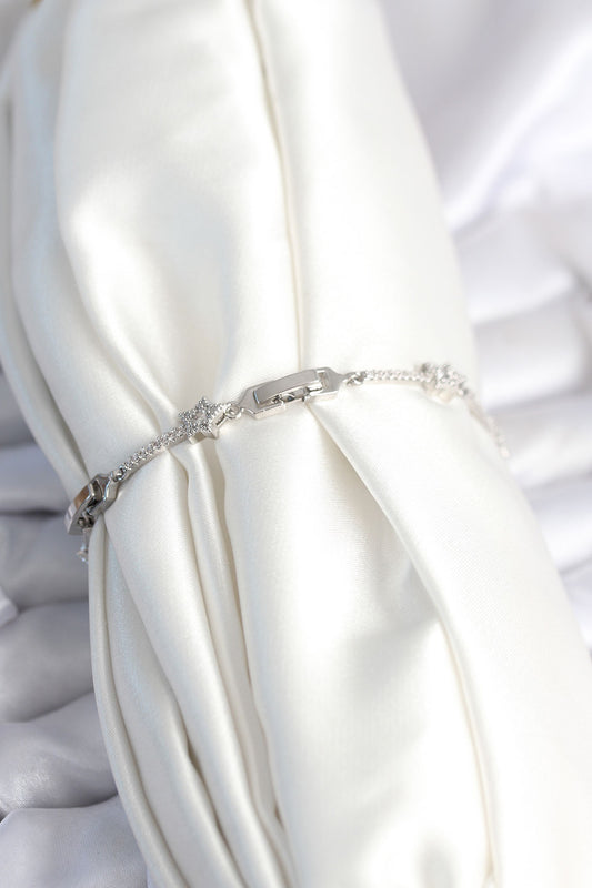 BB7983 - Pirinç Gümüş Renk Halley Yıldız Model Kadın Bileklik