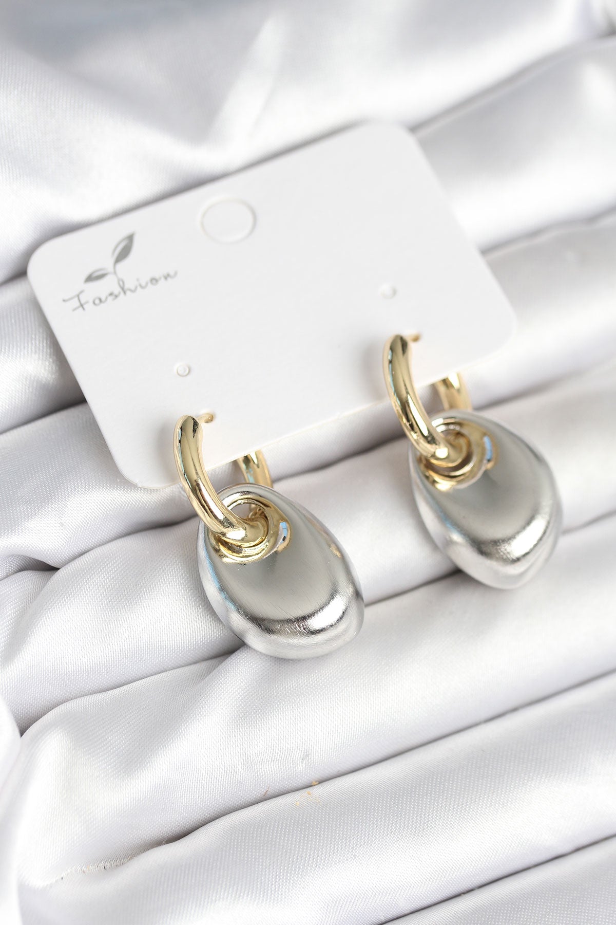 Pirinç Damla Model Gümüş Gold Renk Kadın Küpe
