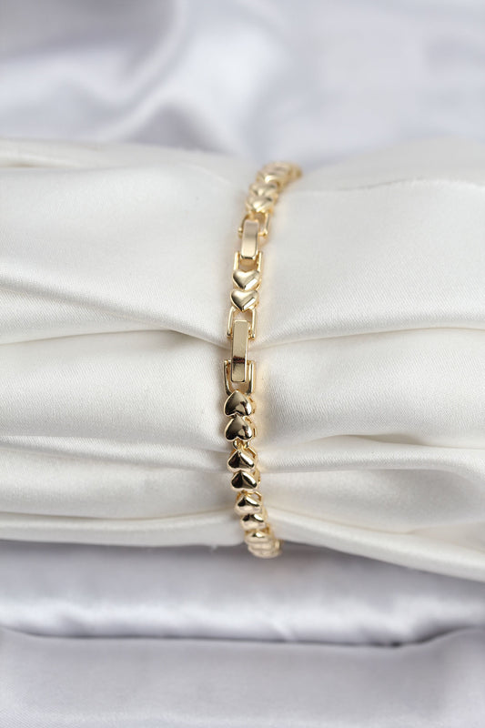 BB8122 - 14K Gold Renk Kaplama Kalp Model CM Kadın Bileklik