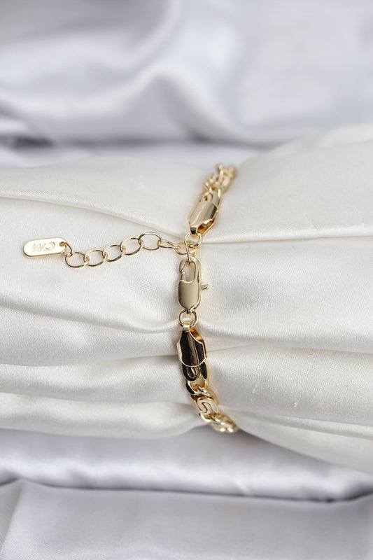 BB8129 - 14K Gold Renk Kaplama Zincir Model CM Kadın Bileklik